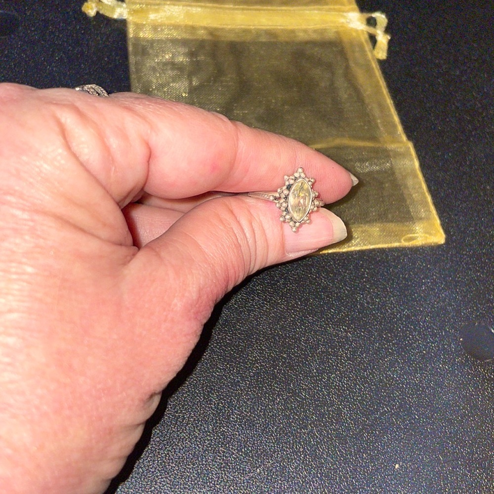Sterling silver citrine ring SZ 9 Stamped 925.  Absolutely gorgeous